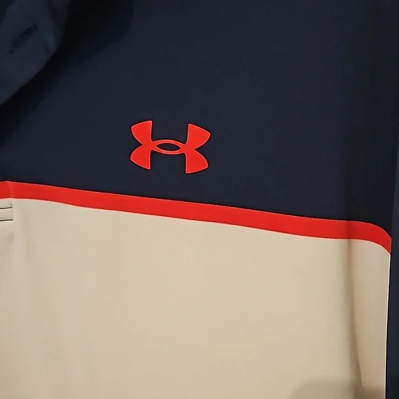 UNDER ARMOUR POLO - Picture 3 of 4